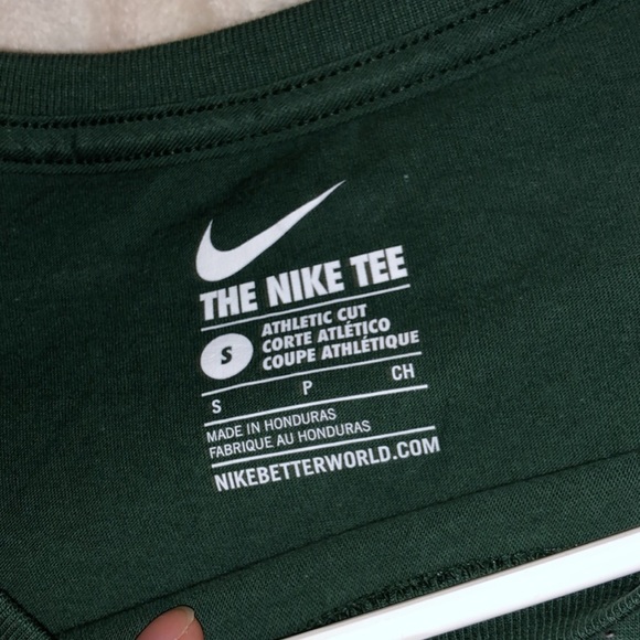 Brand new green bay packers shirt - Picture 2 of 3